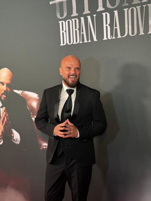 BOBANA RAJOVIĆA KOLEGE RAZOČARALE! Pevač otvorio dušu na promociji albuma i priznao šta mu najviše smeta na estradi