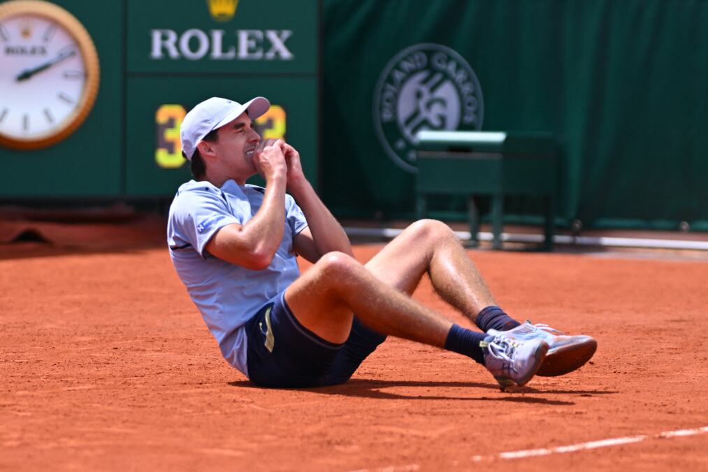 "TATA TE GLEDA I SMEŠI SE" Novak poslao poruku koja je slomila i najtvrđa srca! 