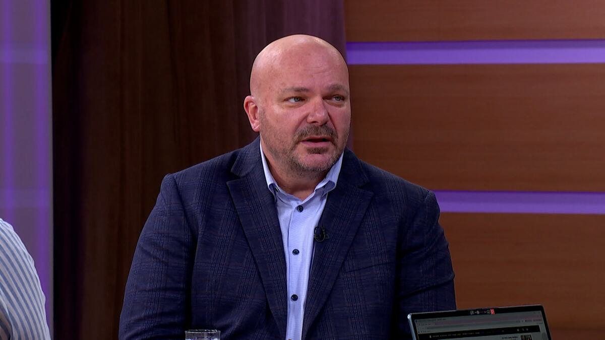 ZVICER JE JEDAN OD NAJTRAŽENIJIH NA CRVENOJ POTERNICI Zašto potraga za vođom kavčana prerasta u mit i ko mu zapravo "čuva leđa" na globalnoj mapi podzemlja?
