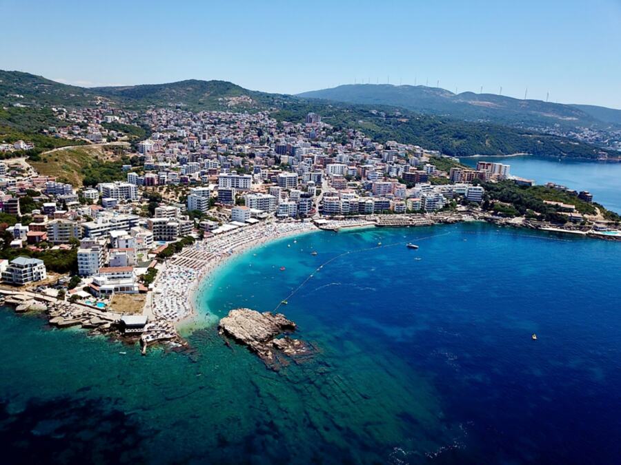 POSLATO HITNO UPOZORENJE TURISTIMA! 7 OPASNIH bolesti vreba na POPULARNIM destinacijama! Čuvajte se i dobro se zaštitite! NIJE NAIVNO UOPŠTE, OPREZ!