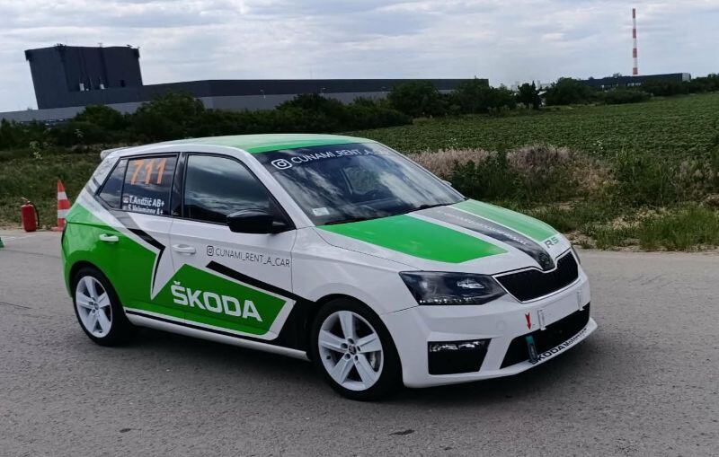 TAMARA ANDŽIĆ NAJBRŽA DAMA U ZRENJANINU: Slavila u auto slalomu i nastavila porodičnu tradiciju...