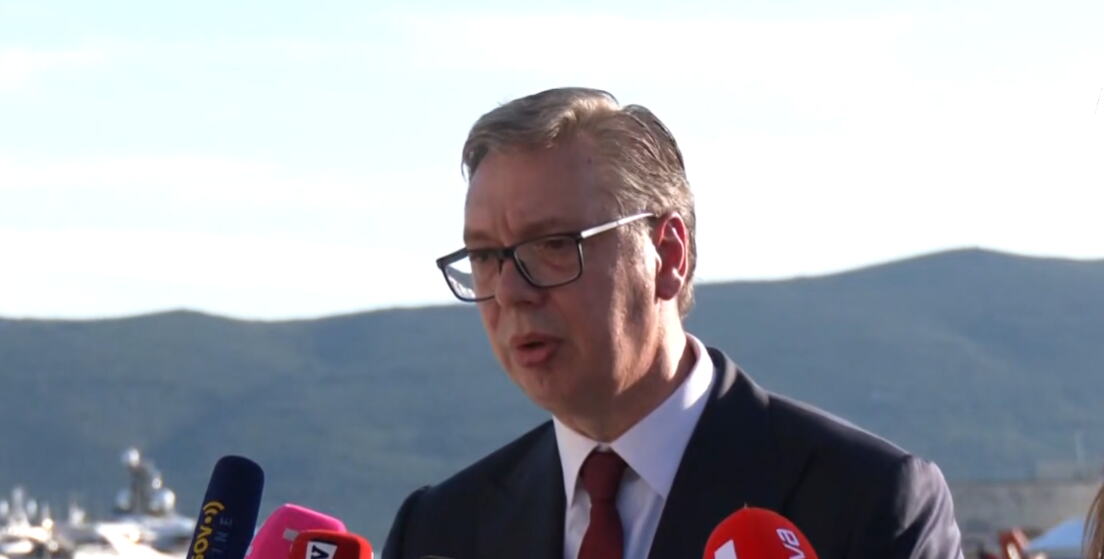 RAZLIČITI SU NAM SNOVI! Vučić: Za mene je ostvarenje svih snova da Srbija ide napred, da bude uspešna, jaka zemlja, da može samu sebe da čuva...