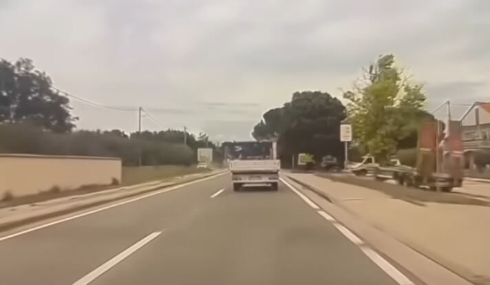 SULUDO PRETICANJE IH ODVELO PRAVO U SMRT! Isplivao snimak ne
