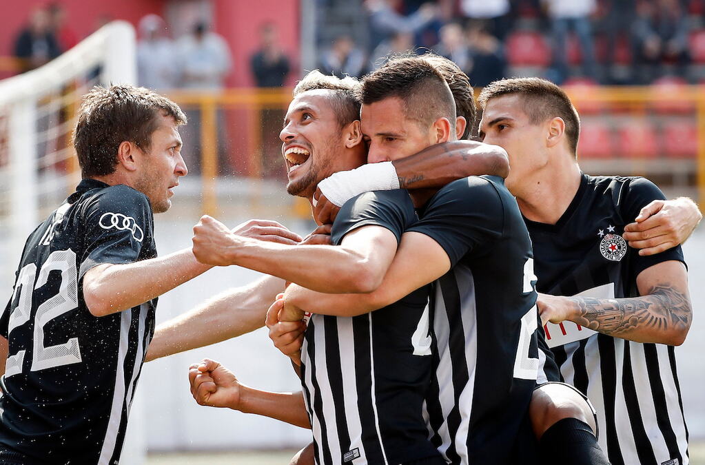 POVRATAK KOJI JE BACIO GROBARE U TRANS! Leonardo zapalio Hum