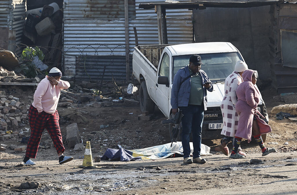 NASTAVLJEN HOROR U JUŽNOJ AFRICI: Pronađena i deseta brutalno ubijena žena! Žrtva KAMENOVANA do smrti!