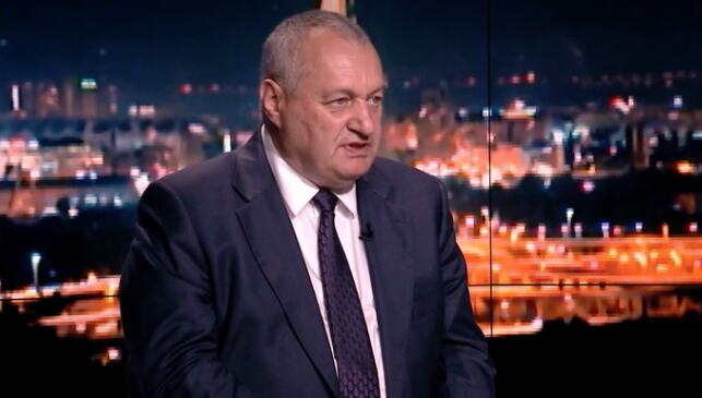 SAM SEBE UHVATIO U LAŽI: Milivojević tvrdi da predsednik Vuč
