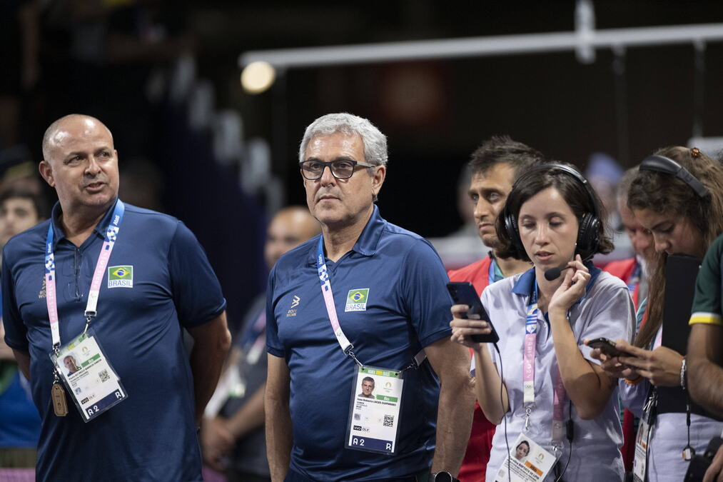 SUSPENDOVAN SELEKTOR BRAZILA! Legendarni trener sramnim gestom izazvao žestoku reakciju! Pogledajte zbog čeka je kažnjen