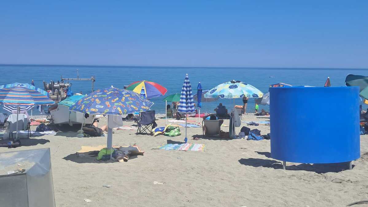 Cene u Grčkoj pred sezonu: Giros 4,70 evra, lubenica 75 centi po kilogramu – Leptokarija puna turista (FOTO)