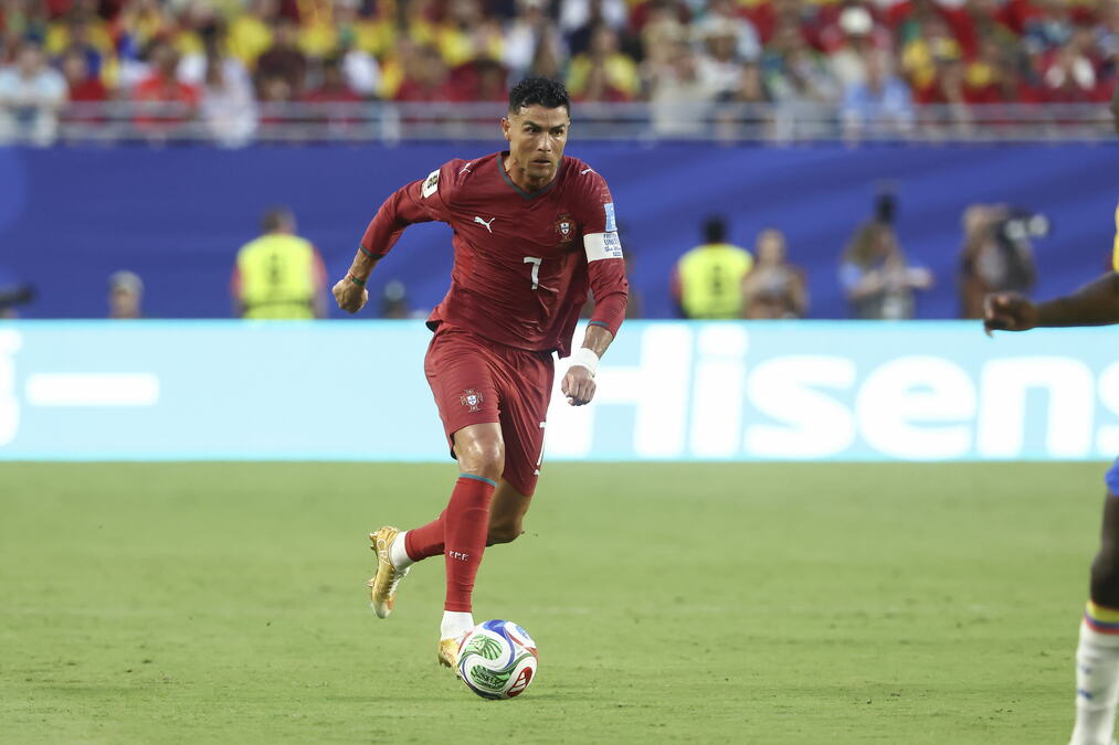 SELEKTOR PORTUGALA: Detinjasto je porediti Ronalda sa Mesijem i Halandom