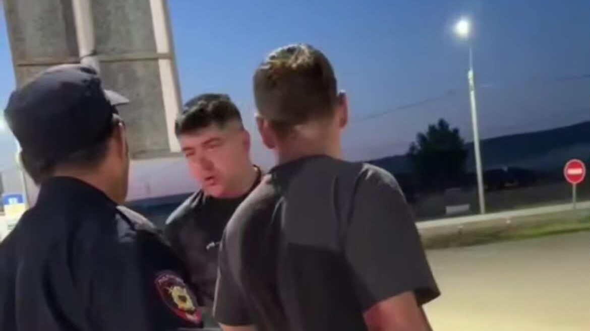 RUSI SE TUKU ZBOG GORIVA! Nestašica izazvala haos na pumpama, potegnuti noževi i pištolji (VIDEO)