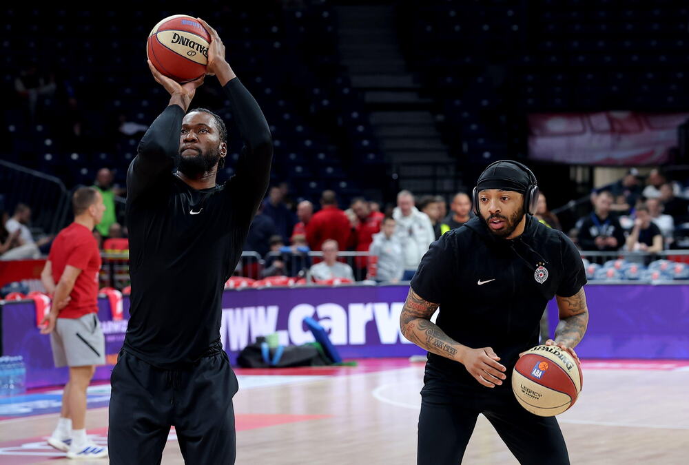 NOVI ŠOK ZA GROBARE: Još jedan košarkaš napušta Partizan? Nastavlja se serija odlazaka iz Humske...