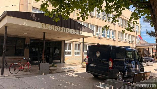 ŠAPČANIN OSUĐEN PRED SUDOM U ČAČKU: Pokušao da švercuje duvan, dobio šest meseci kućnog pritvora, a roba mu trajno oduzeta