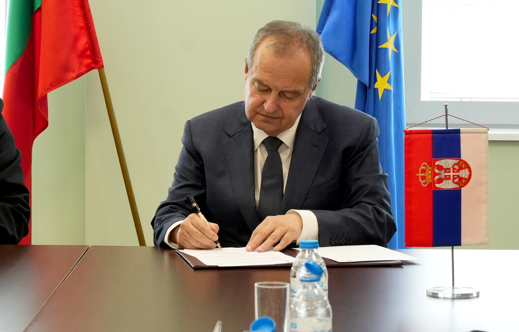 DAČIĆ BRUTALNO ODGOVORIO NA PROVOKACIJU BUGARA: Kako nije sramota nekoga da govori o tome ko je narušio teritorijalni integritet Srbije, priznavši Kosovo?!