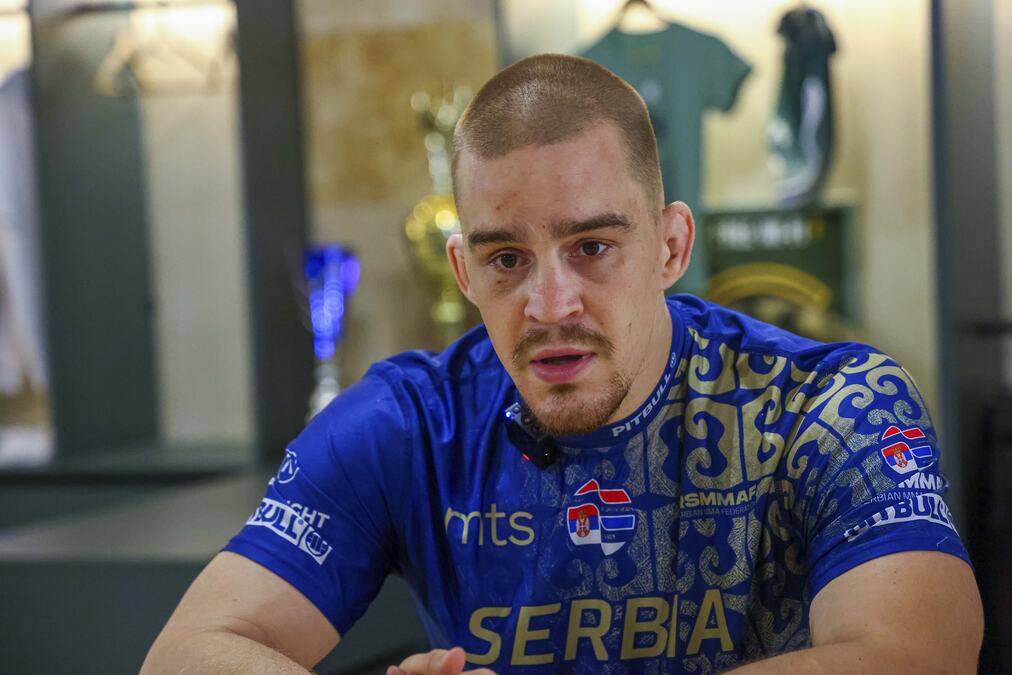 PODBACIO SAM TAMO, GDE SAM NAJBOLJI: Oglasio se Duško Todorović i poslao poruku