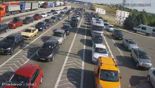 LETO NAPUNILO SRPSKE DRUMOVE Veliki broj vozila na putevima, duže kolone jedino na Preševu! Evo kakvo je stanje na izlazu iz Makedonije ka grčkom Evzoniju FOTO