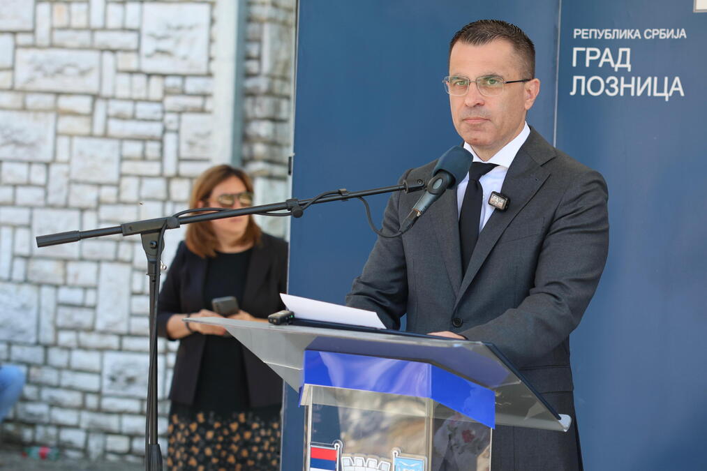 MINISTAR MILIĆEVIĆ SVEČANO OTVORIO KULTURNO-OBRAZOVNI KAMP U TRŠIĆU: Mesto na poseban način simbolizuje snagu srpskog jezika i nacionalnog identiteta (FOTO) 
