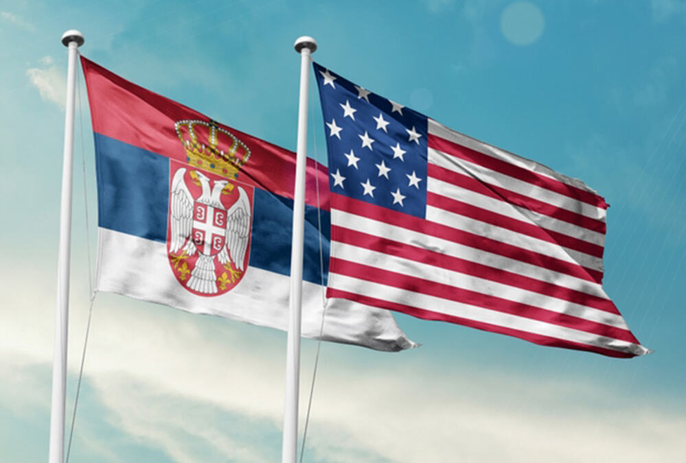 DIPLOMATSKI ŠAMAR DEŽURNIM KRITIČARIMA: Vučić u Parizu i Kijevu, Srbija sa Amerikom potpisuje istorijski sporazum - nova faza odnosa sa SAD na pomolu?