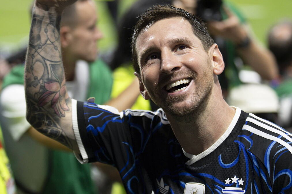 FUDBALSKO BOŽANSTVO - LIONEL MESI! Argentinac u finalu Mundijala PIŠE ISTORIJU: Protiv Španije ima priliku da uradi nešto što niko pre njega nije uspeo!