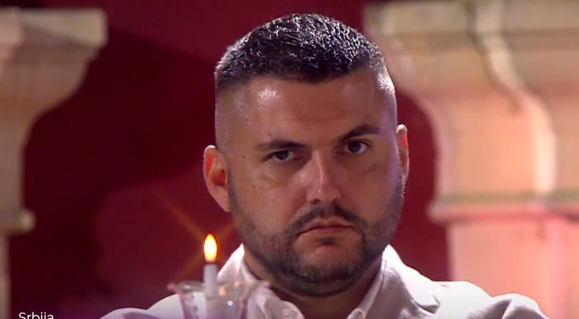 ASMIN RAZOTKRIO DA LI JE STANIJA BILA SA TAKIJEM Starleta kipti od besa, a Maja likuje: Došlo je vreme... (FOTO)