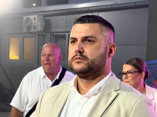 ASMIN DURDŽIĆ PRIZNAO DA LI SE PLAŠI TAKIJA Evo kako planira da se suoči sa njim posle rijalitija i GNUSNIH UVREDA: Da mu ponovi te reči... (VIDEO)