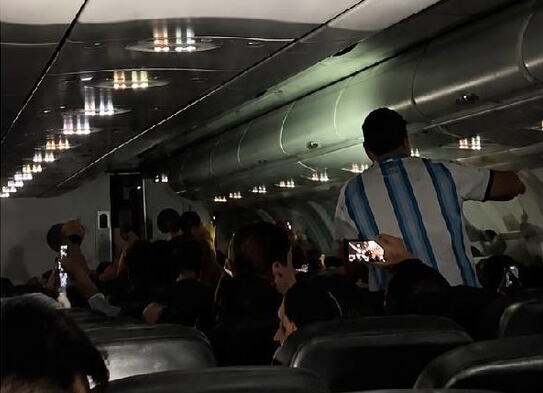 Španski pilot rekao Argentincima u avionu da su osvojili Svetsko prvenstvo: Snimak njegove šale preplavio internet (VIDEO)