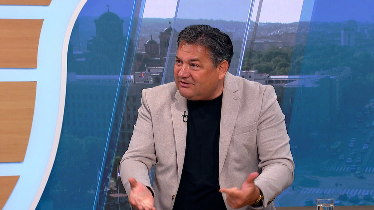 Prof. dr Miletić za Kurir TV: "Parlamentarna opozicija tokom prethodne dve godine izgubila politički značaj"