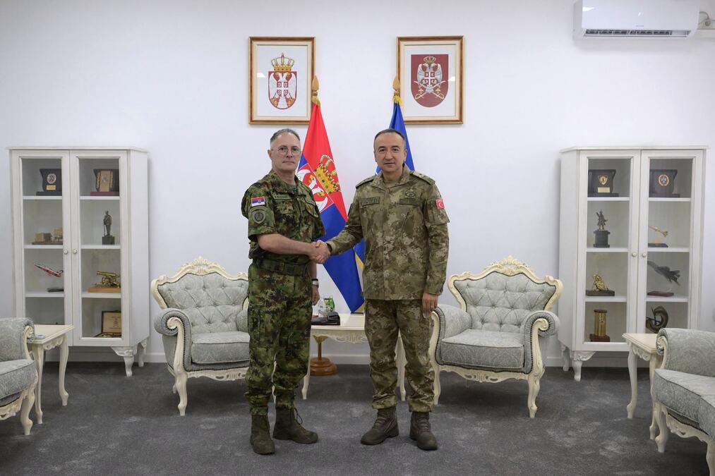 ULUTAŠ POSLE SASTANKA S GENERALNOM MOJSILOVIĆEM: Posvećenost Kfora trajnoj bezbednosti svih na KiM nepokolebljiva
