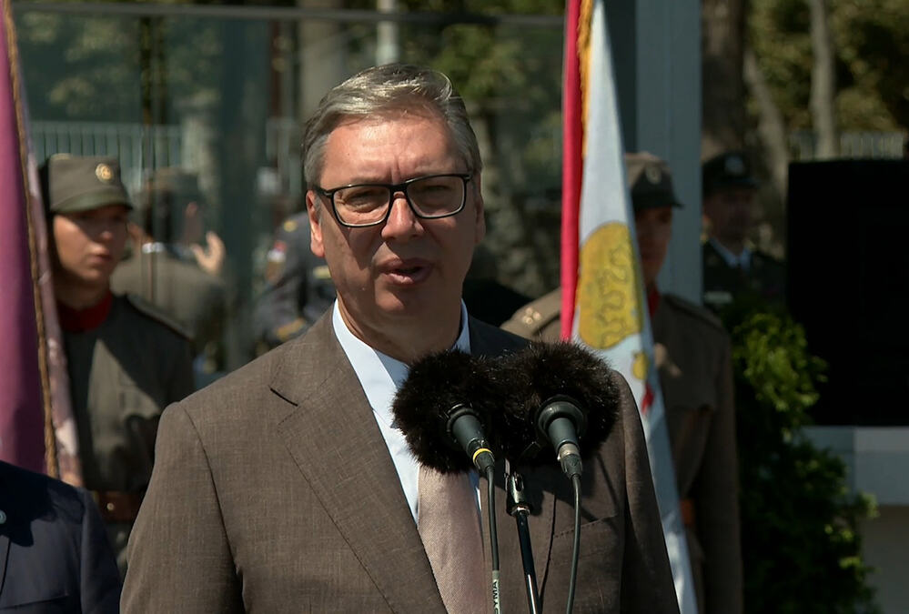 NISAM VIDEO TOLIKO NEOBRAZOVANIH, NEPISMENIH I LOŠIH LJUDI: Predsednik Vučić o skandaloznim izjavama Jasmine Paunović – Otkrivamo svaki dan sa kim imamo posla