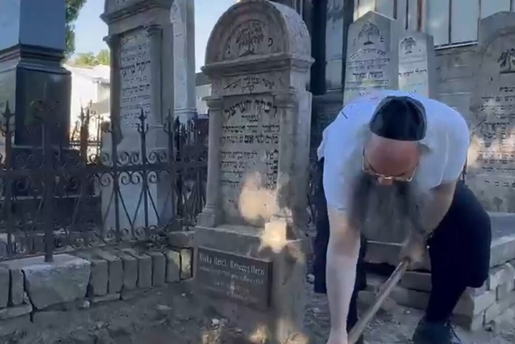 EKSHUMIRANI POSMRTNI OSTACI BABE I DEDE OCA CIONIZMA! Biće prebačeni iz Beograda i ponovo sahranjeni na brdu Hercl u Jerusalimu! (VIDEO)