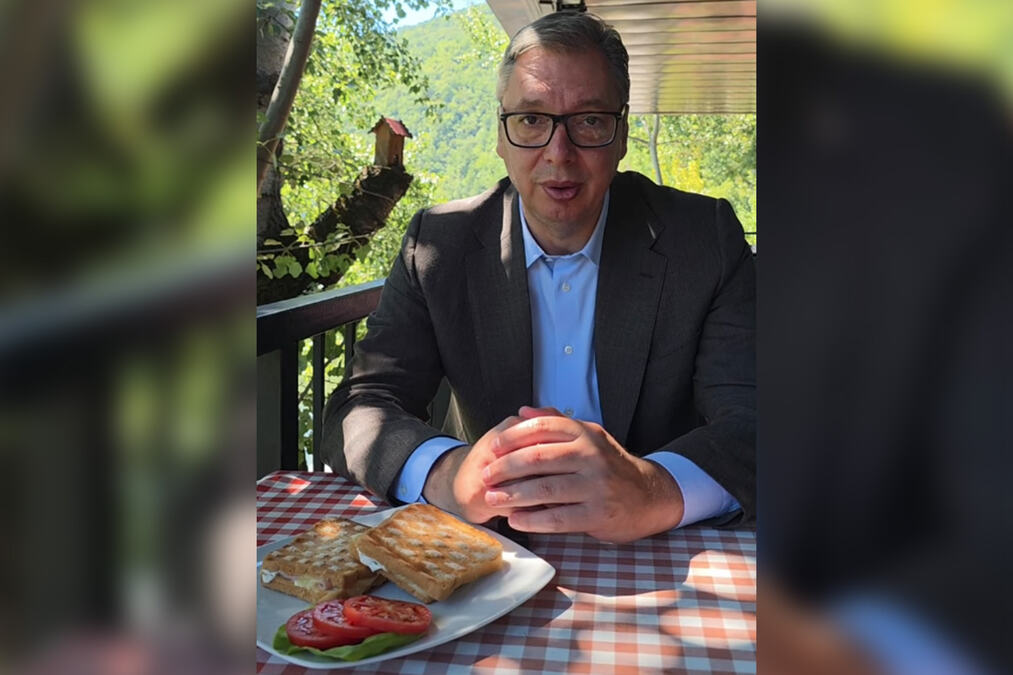 "AKO BUDEMO PORAŽENI NA IZBORIMA, ISTE VEČERI PRUŽIĆEMO RUKU BLOKADERIMA I ČESTITATI" Predsednik Vučić postavio važno pitanje i poručio: Čekam odgovor (VIDEO)