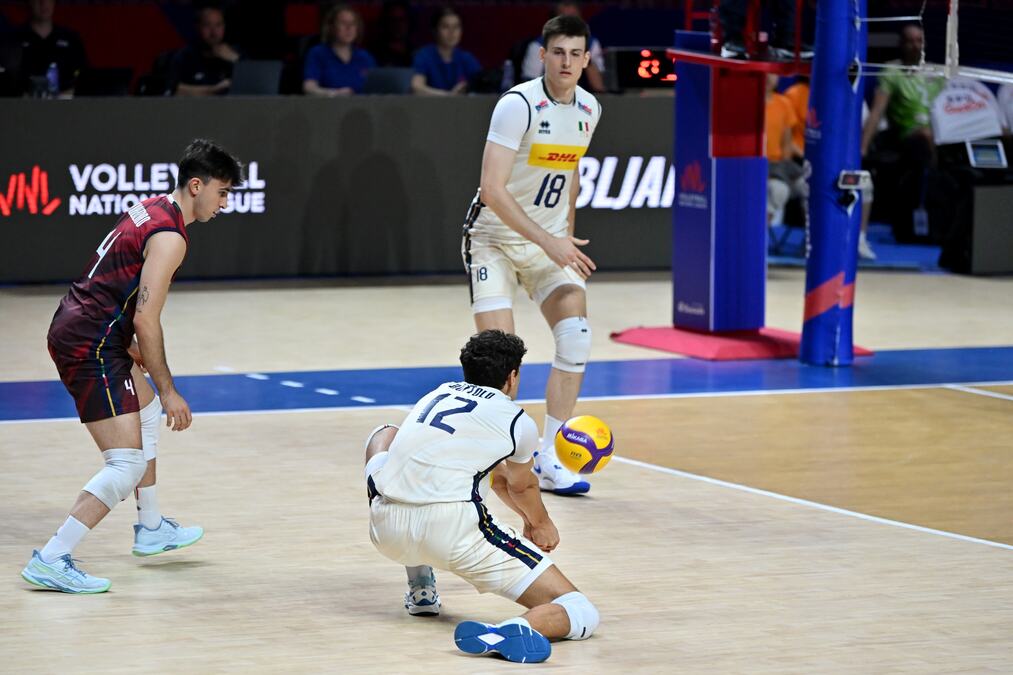SAD RUTINSKI DO POLUFINALA! Italija isprašena s nulom