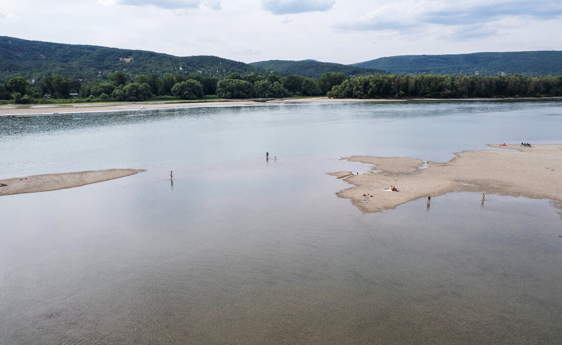 DUNAV SVE NIŽI, VODA NESTAJE PRED OČIMA: Vodostaj u jednoj tački pao na -97 centimetara, suša preti da napravi nove probleme