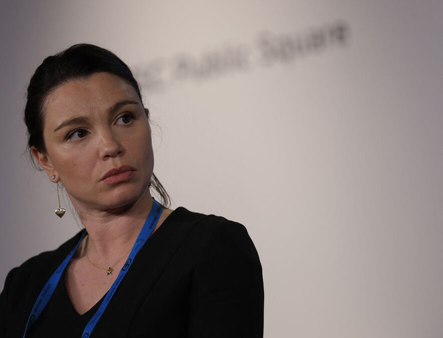 OTAC JOJ JE KRITIKOVAO KREMLJ, PA GA POJEO MRAK Sada je sud u Moskvi naredio njeno hapšenje u odsustvu