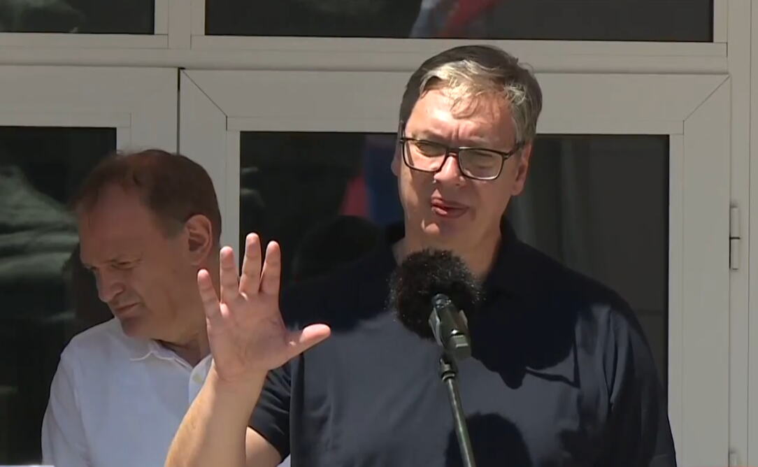 "SA NJIMA BI EVRO BIO 200 DINARA" Vučić raskrinkao pakleni plan blokadera! Država sprema povećanja plata, penzija, a 'stručnjak' Šoškić PAD DINARA I MANJE PLATE