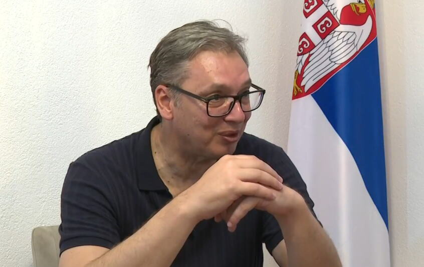 IZBORI NISU IGRAČKA, BAŠ KAO ŠTO DRŽAVA NIJE IGRAČKA Vučić iz Čipuljića o predstojećim izborima: Narod će odlučiti drugačije od onoga kako istraživanja pokazuju