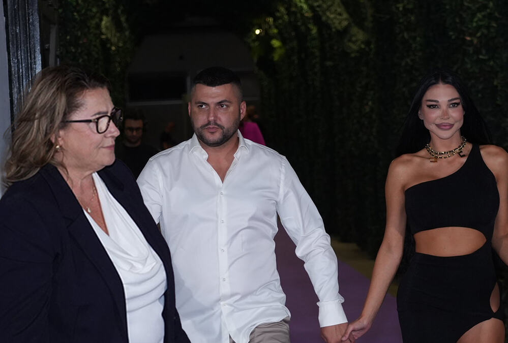 MAJA RAZLUPALA ASMINU AUTO, IZGREBALA GA SVOG, PA SE NAVRZLA NA SVEKRVU: Melvida isprozivala snajku uživo u emisiji, potpuno poludela: "Imala si 19 abortusa..."