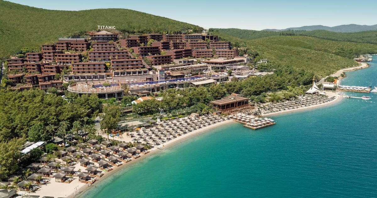 Privatna plaža, zabava za sve uzraste i komfor koji se pamti – Titanic Luxury Collection Bodrum 5★