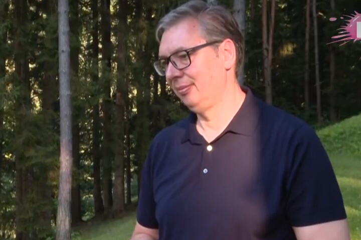 UŽIVO OBRAĆANJE VUČIĆA IZ MRKONJIĆ GRADA: Nadam se da su ljudi videli našu posvećenost i želju da pomognemo