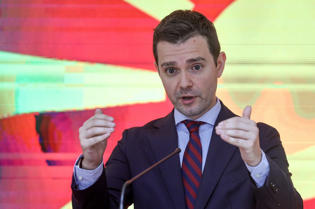 MUCUNSKI ZA POLITIKO: Zaslužujemo pravedan, predvidljiv i kredibilan put ka članstvu u EU