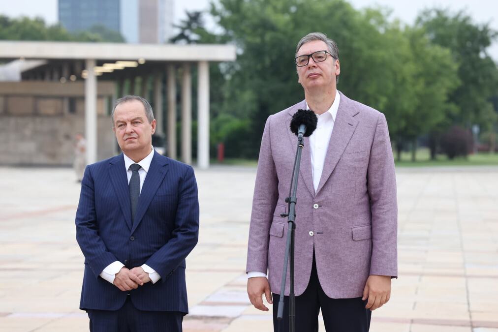 "MORAJU DA PIŠU O NEKOM VAŽNOM, POŠTO SVOJIH VAŽNIH NEMAJU" Vučić o tekstovima o njemu u crnogorskim medijima: Problem je što sam ukazao na njihovo licemerje