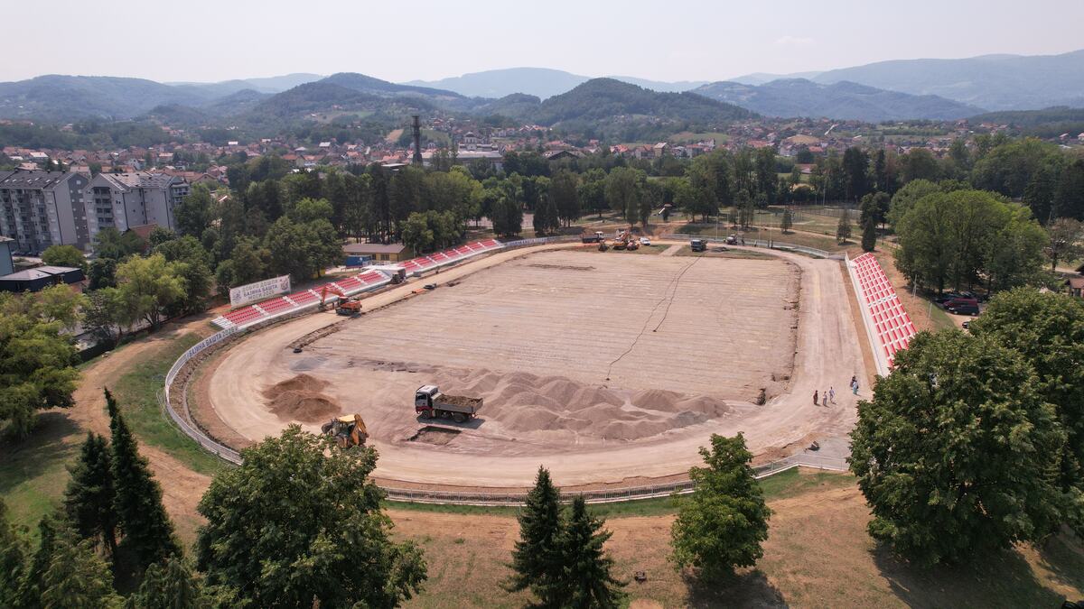 BAJINA BAŠTA DOBIJA SPORTSKI CENTAR ZA PONOS! Država uložila oko dva miliona evra, radovi se privode kraju (FOTO)