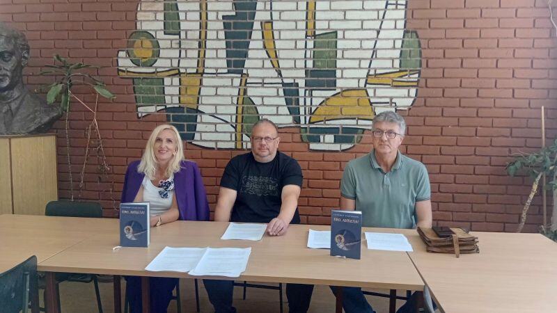 Zbirka pesama „Evo Anđela“ Selimira Radulovića ovogodišnji je dobitnik Drainčeve nagrade