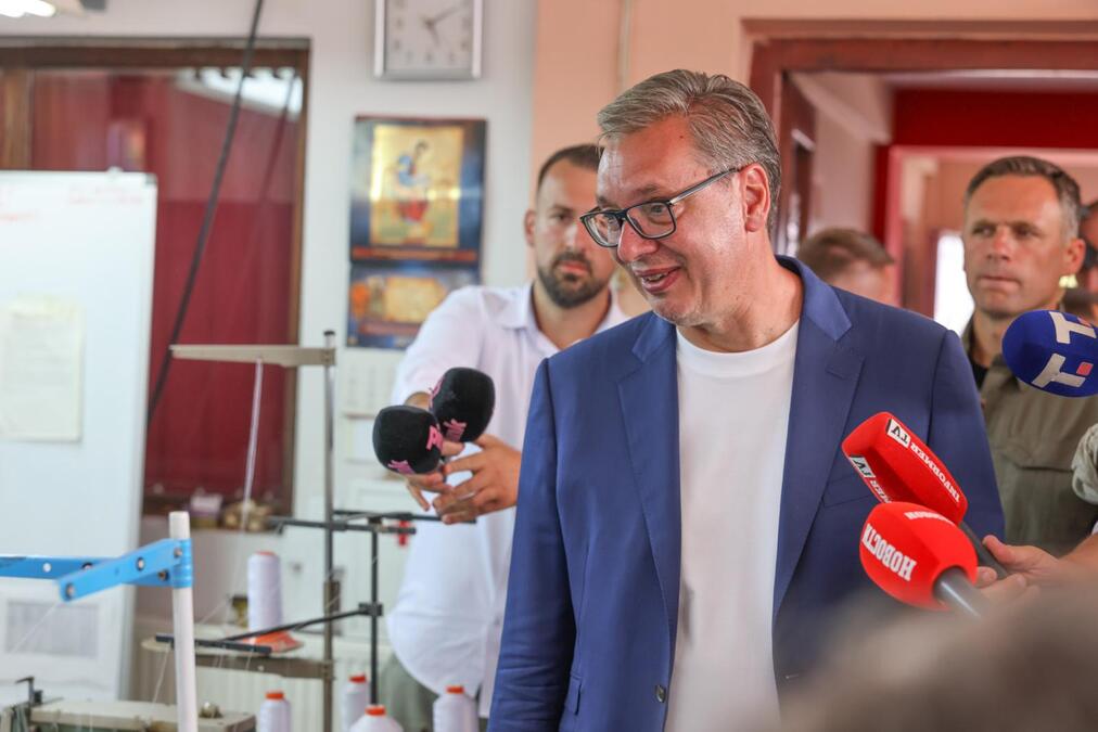 "REŠAVANJE PROBLEMA VODOSNABDEVANJA JE NAJVAŽNIJE" Vučić sumirao posetu Arilju: Nastavićemo da gradimo i da se borimo za Arilje i za svakog čoveka 