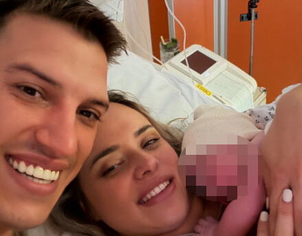 PORODILA SE NAŠA INFLUENSERKA Šuškalo se da zarađuje 5.000 evra mesečno, živi u Parizu, a sad podelila radosne vesti (FOTO)