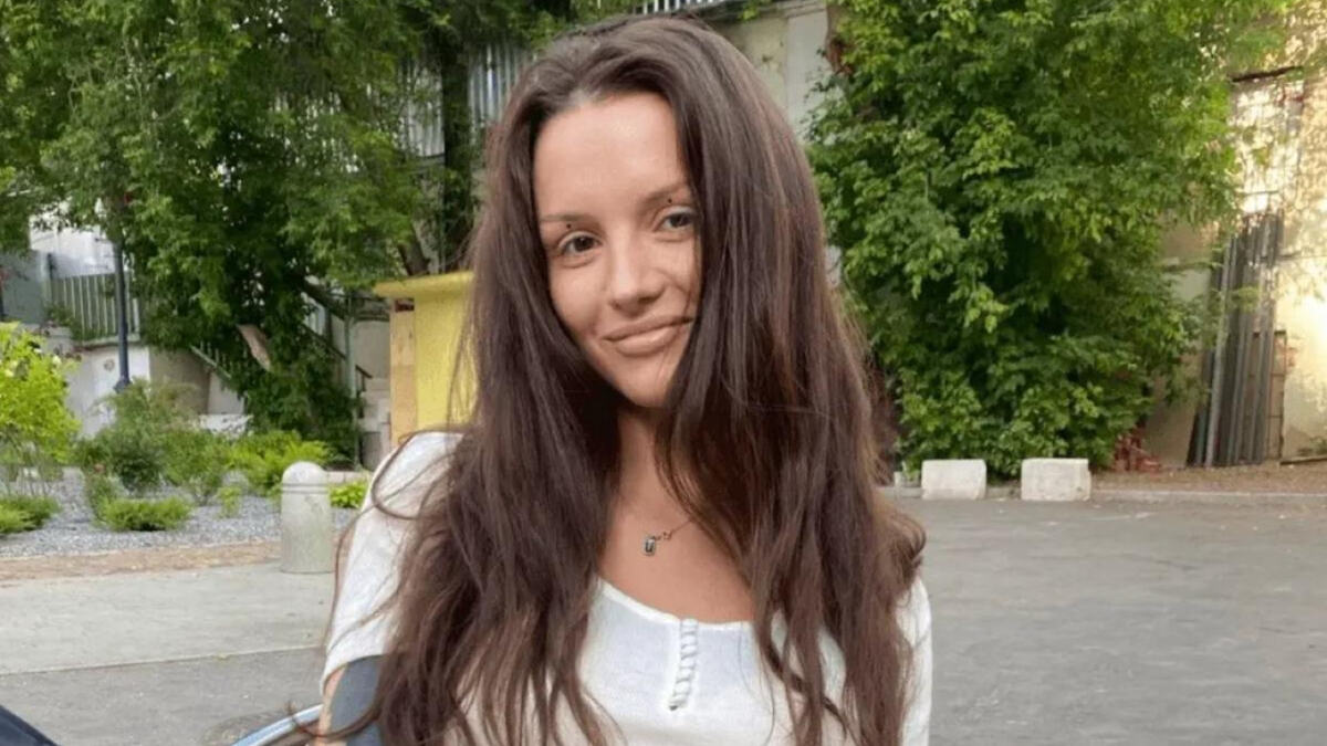 BIVŠA ČLANICA "PUSI RAJOT" PRODAVALA LJUDE RUSKOJ SLUŽBI Aktivistkinja skupljala podatke za FSB i stastavljala LISTE ZA KREMLJ, pa raskrinkala celu operaciju!