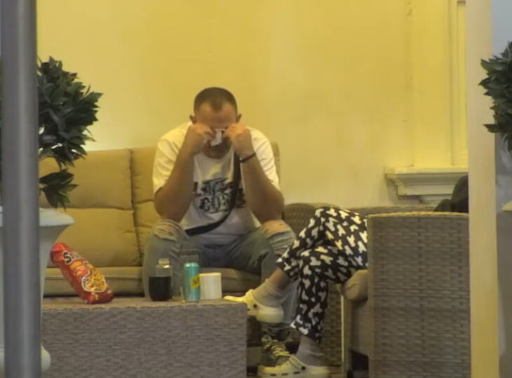 STOJIN SIN BACIO OKO NA MALOLETNU UČESNICU ELITE Evo šta ju je pitao, pa mu je odbrusila: "Žao ti je? E, pa biće i meni žao"