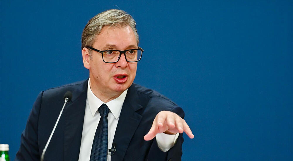 Ne propustite! Vučić u 12.30 časova na RTS-u: Predsednik gost emisije "Za stolom sa Apostolom"