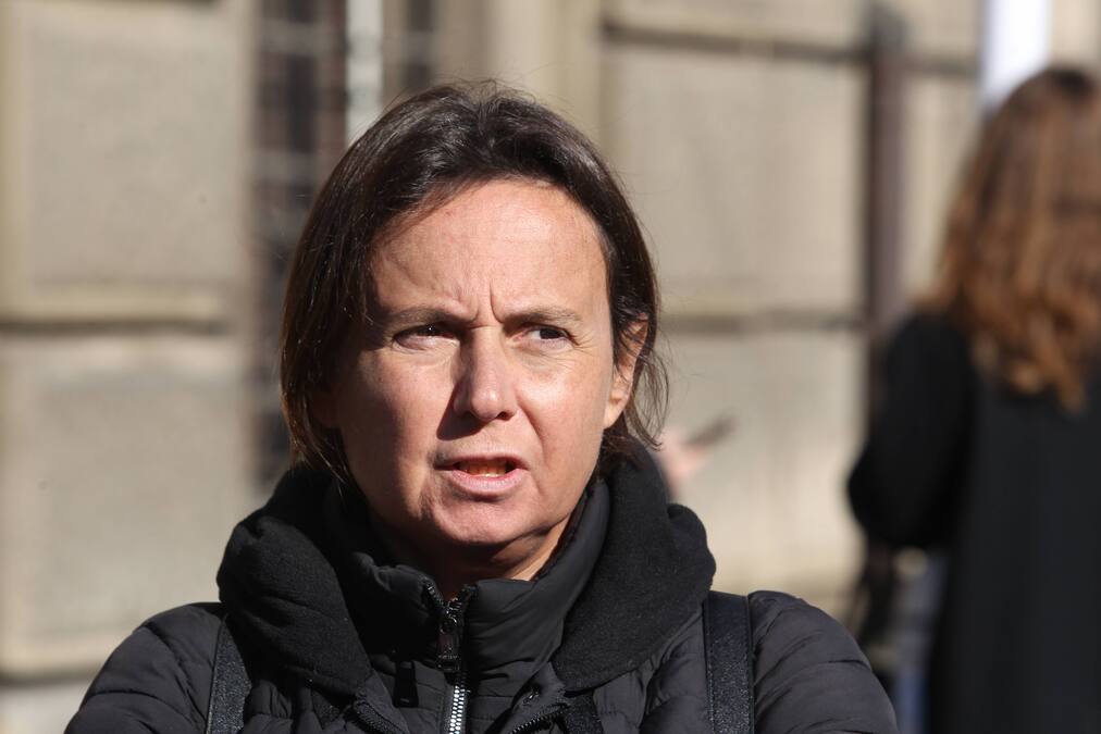 DUGOGODIŠNJA FUNKCIONERKA OD UKP-a POBEGLA NA BLOKADERSKU LISTU! Sumnjive nabavke pod lupom policije, ostala i bez fotelje, pa postala "borac protiv sistema"