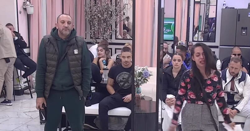"DA SE UTVRDI DA LI JE TRUDNA!" Oglasio se otac Rade Jovanović nakon priča da čeka dete sa Stojinim sinom: "Sama je birala"