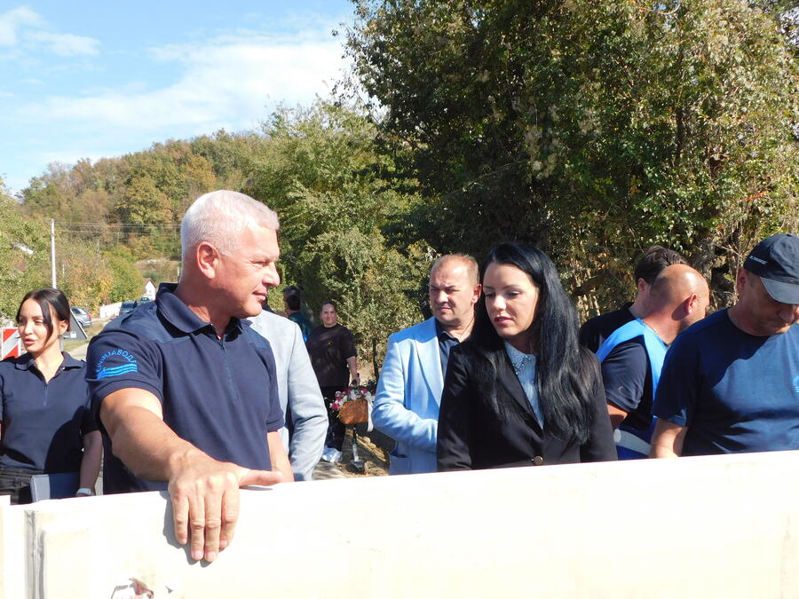 NOVI NASIP KAO ODBRANA OD JADRA: Zaštita lozničkog sela Bradić od poplava (FOTO)